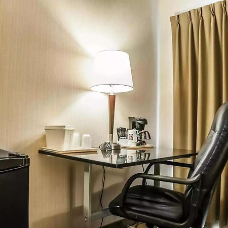 Comfort Inn Sept-Îles Eksteriør billede