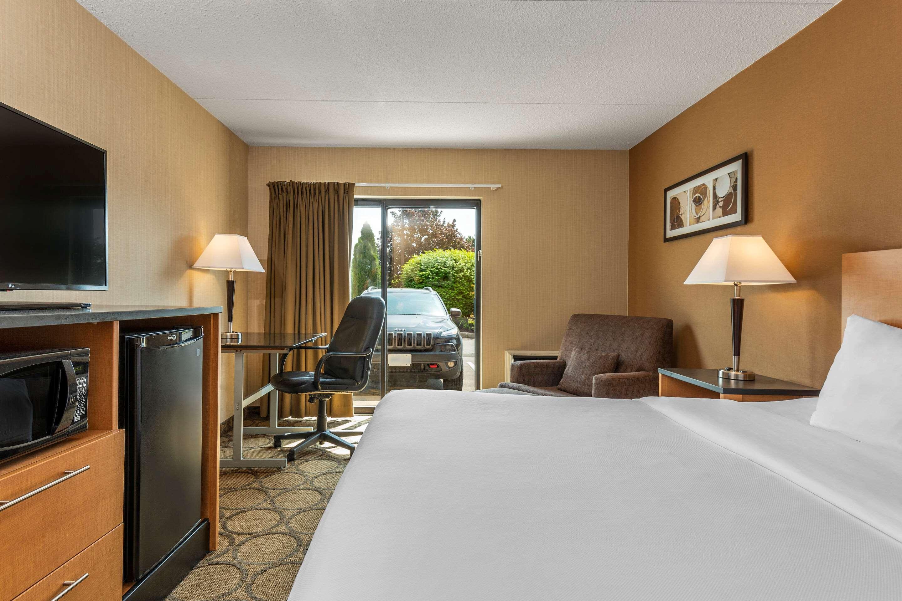 Comfort Inn Sept-Îles Eksteriør billede